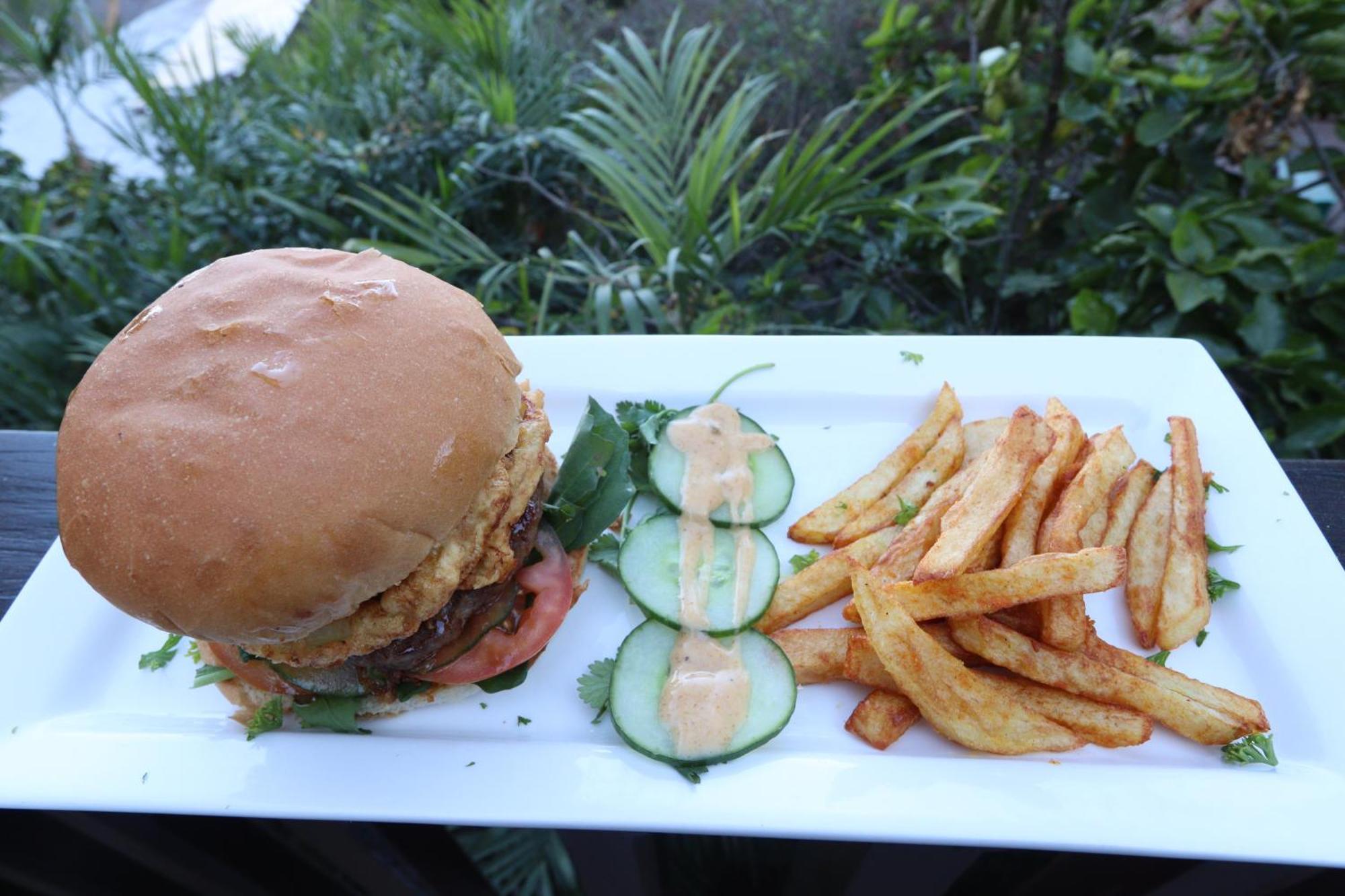 Bali At Scenic Haven Lodge In Hartbeespoort Eksteriør billede