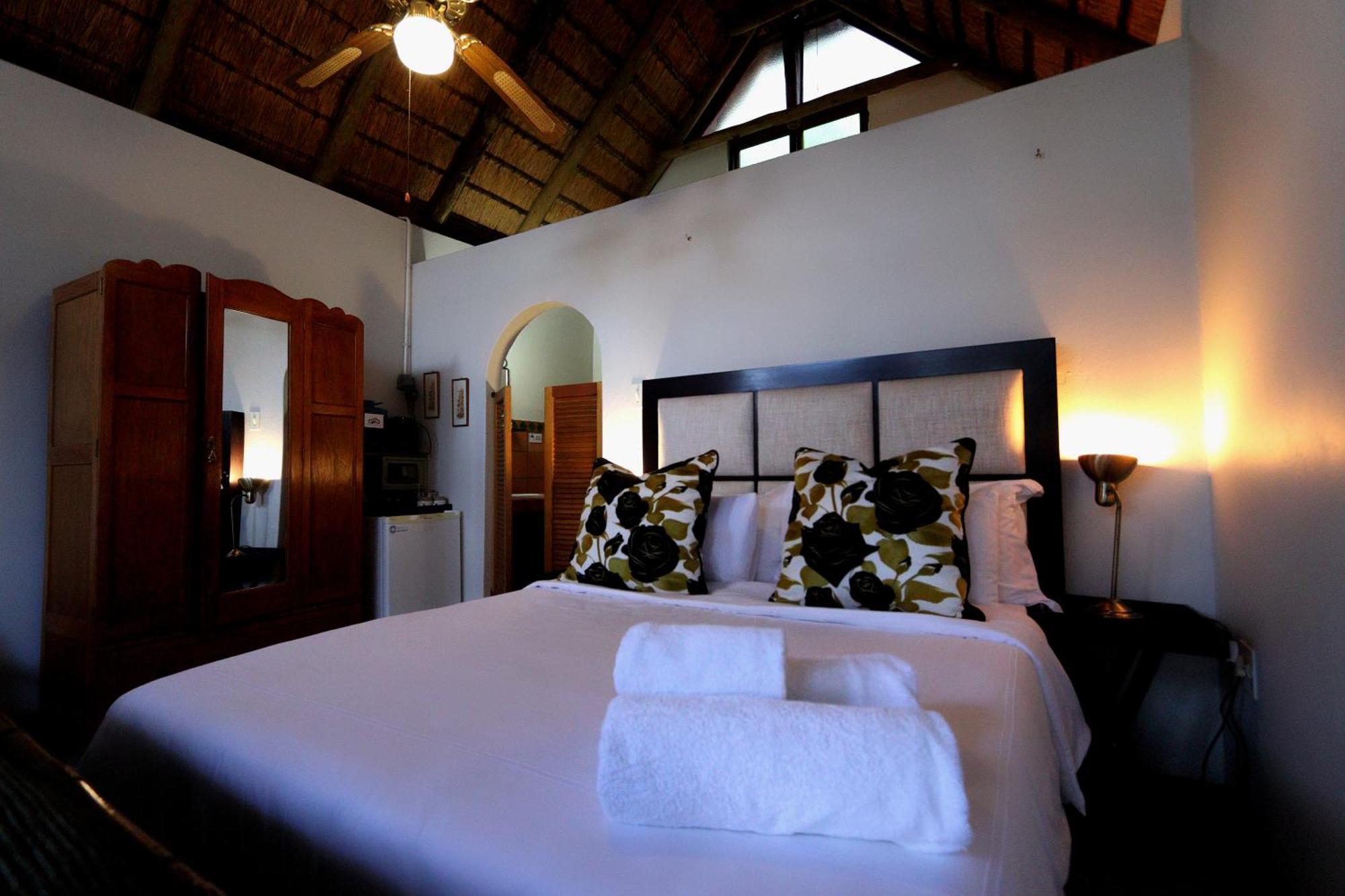 Bali At Scenic Haven Lodge In Hartbeespoort Eksteriør billede