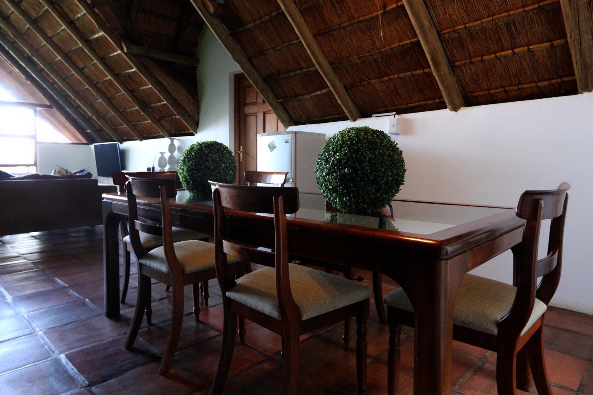 Bali At Scenic Haven Lodge In Hartbeespoort Eksteriør billede