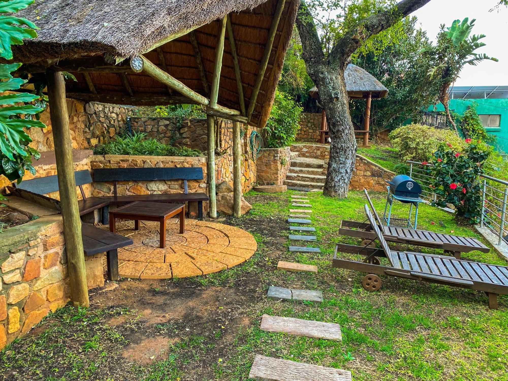 Bali At Scenic Haven Lodge In Hartbeespoort Eksteriør billede